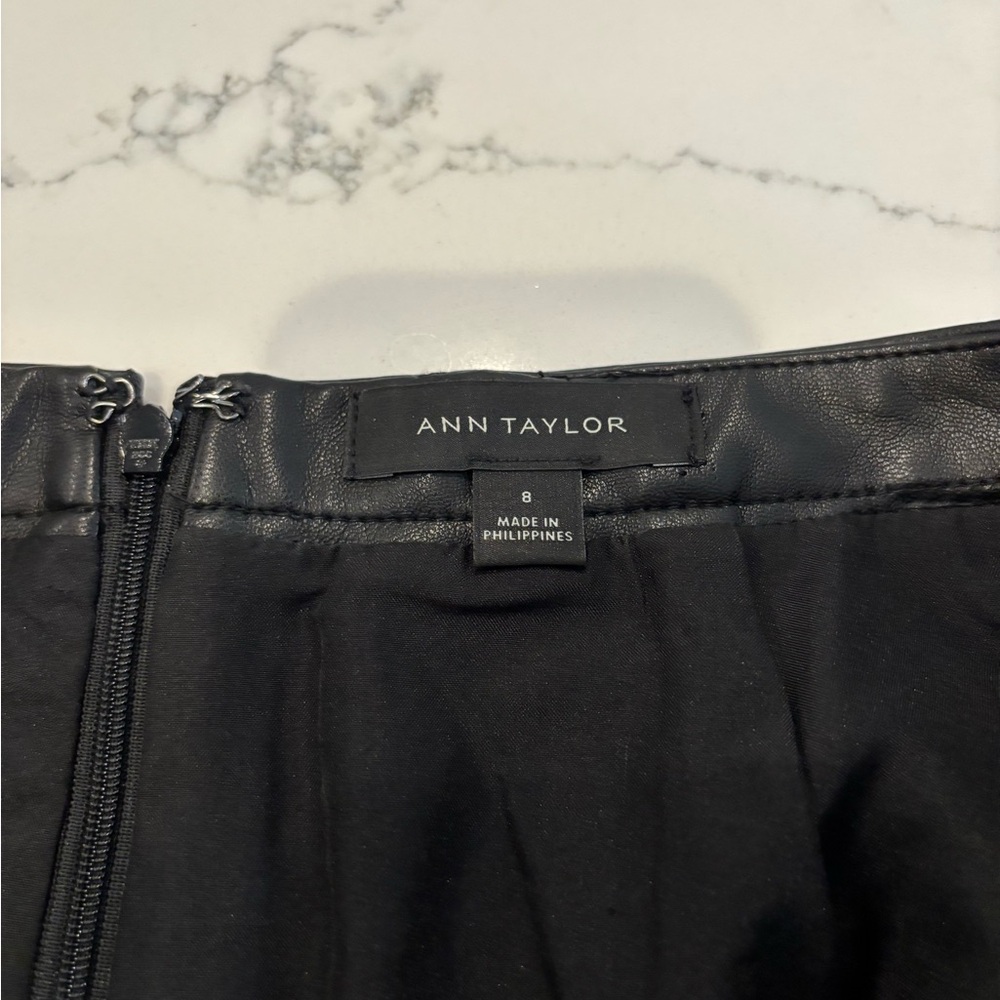 Ann Taylor Plaid Mini Skirt in Mauve and Black - Picture 5 of 7